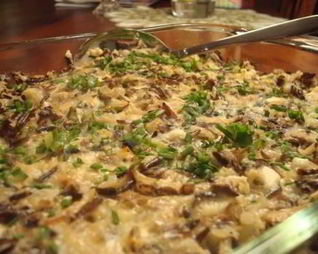 Яичница с диким рисом и грибами