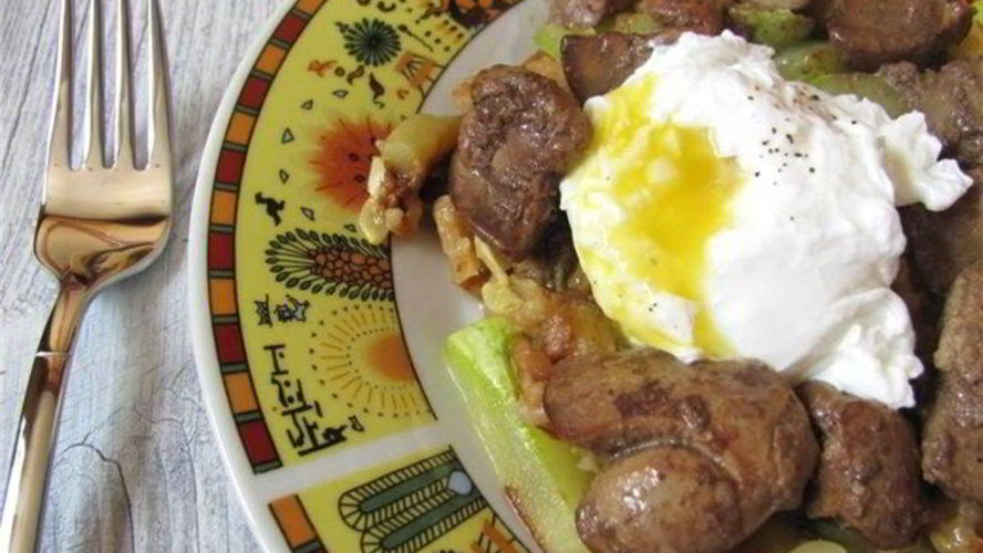 Рецепт яичницы с печенкой