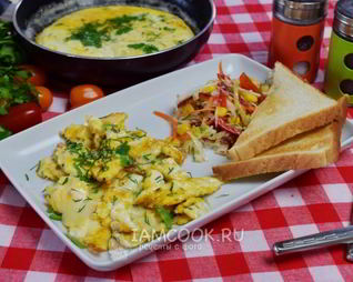 Яичница с сыром