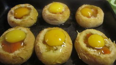 яичница в булочке