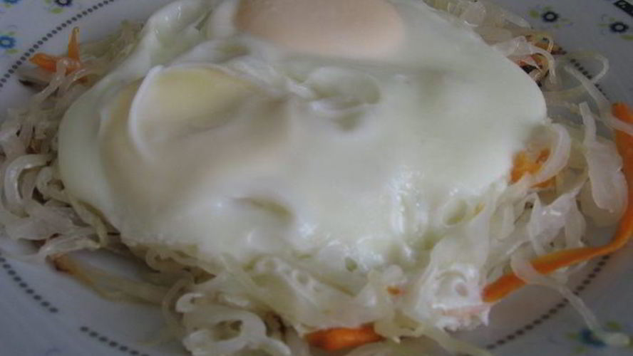 Рецепт яичницы в гнезде