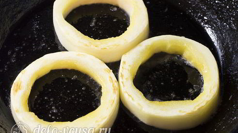 яичница в кабачке