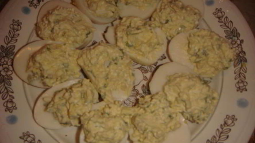 Рецепт закуски из яиц с брынзой