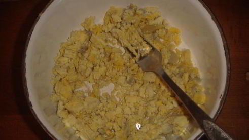 закуска из яиц с брынзой