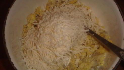 закуска из яиц с брынзой