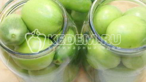 зеленые помидоры с паприкой пьяные