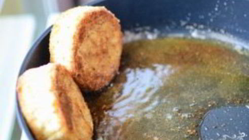 жареный камамбер