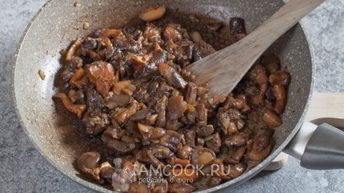 жульен с курицей, грибами и сметаной