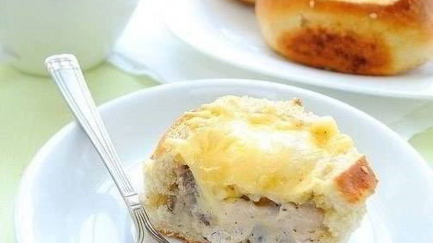 Рецепт жульена с курицей в булочке