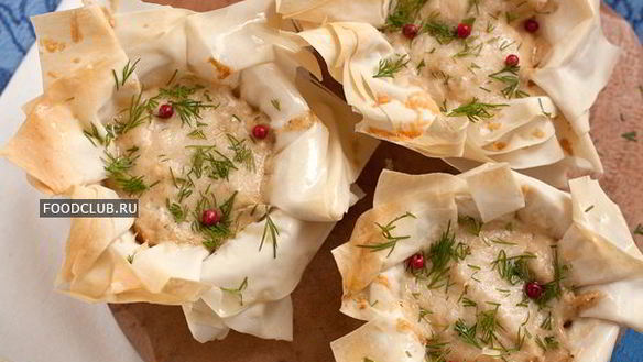 Рецепт Жульена с курицей в тесте фило
