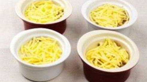 жульен с соусом бешамель