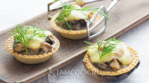 жульен в тарталетках с грибами и курицей