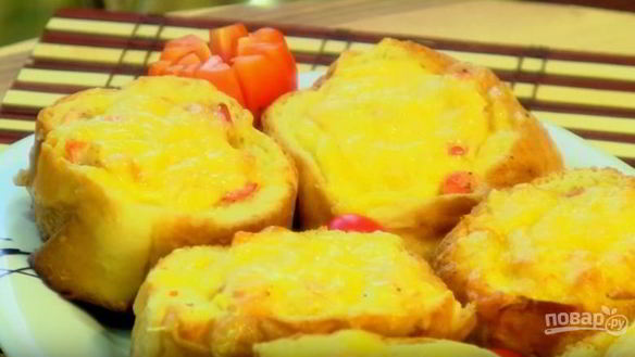 Рецепт Жюльена с рыбой в батоне