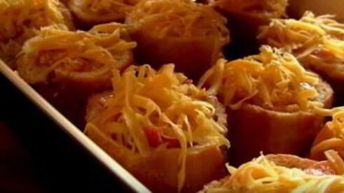 жюльен с рыбой в батоне